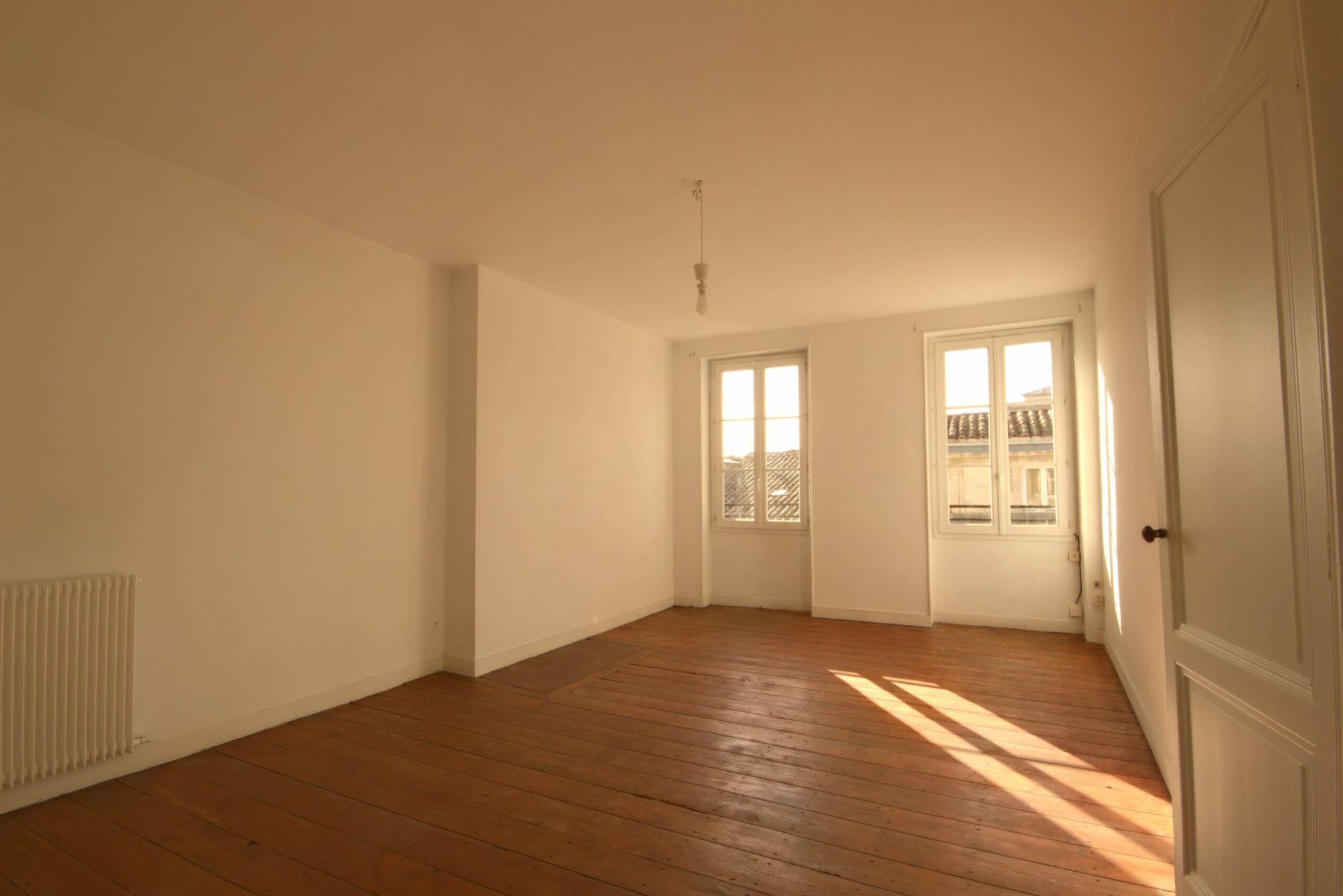 T2 - Tourny — photo 1, Bordeaux